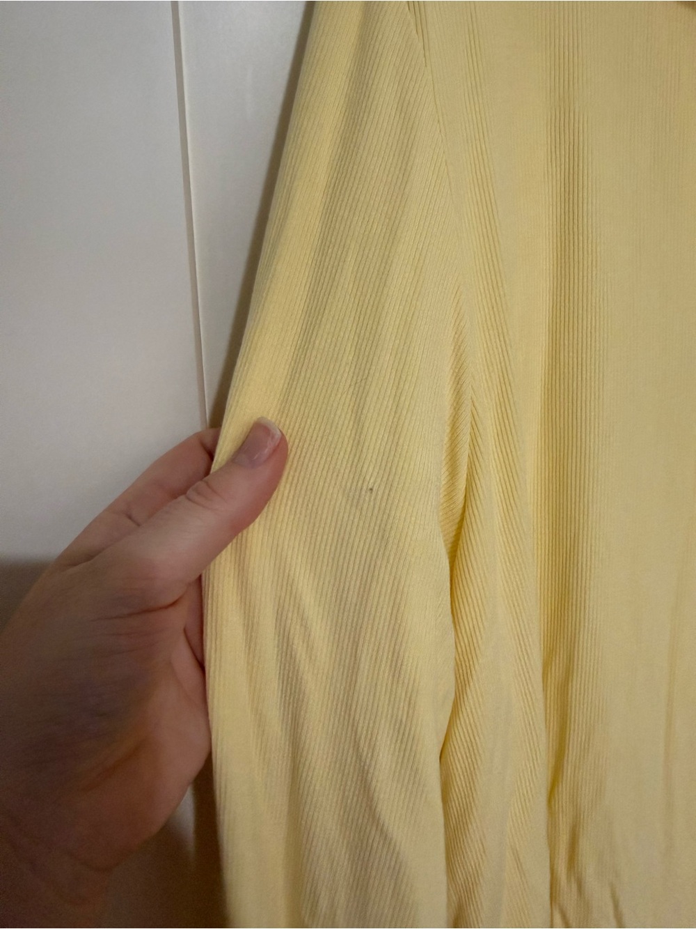 Cozy Earth Women's Yellow Pajama Set - Picture 4 of 12